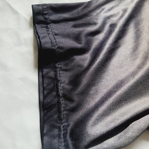 AC/DC Hells Bells Polyester Graphic T-shirt Size 3XL - Picture 9 of 9